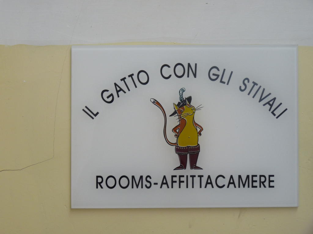 Il Gatto Con Gli Stivali - Affittacamere Флоренция Екстериор снимка